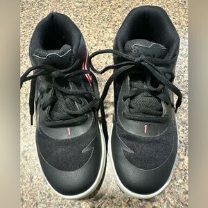 Puma unisex‎ child’s basketball shoes size 2 EUC